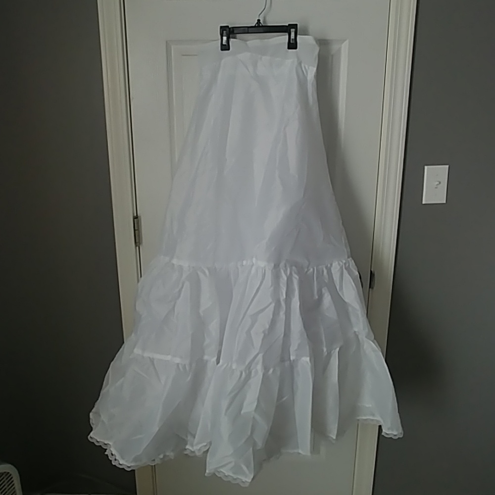 David's Bridal crinoline
